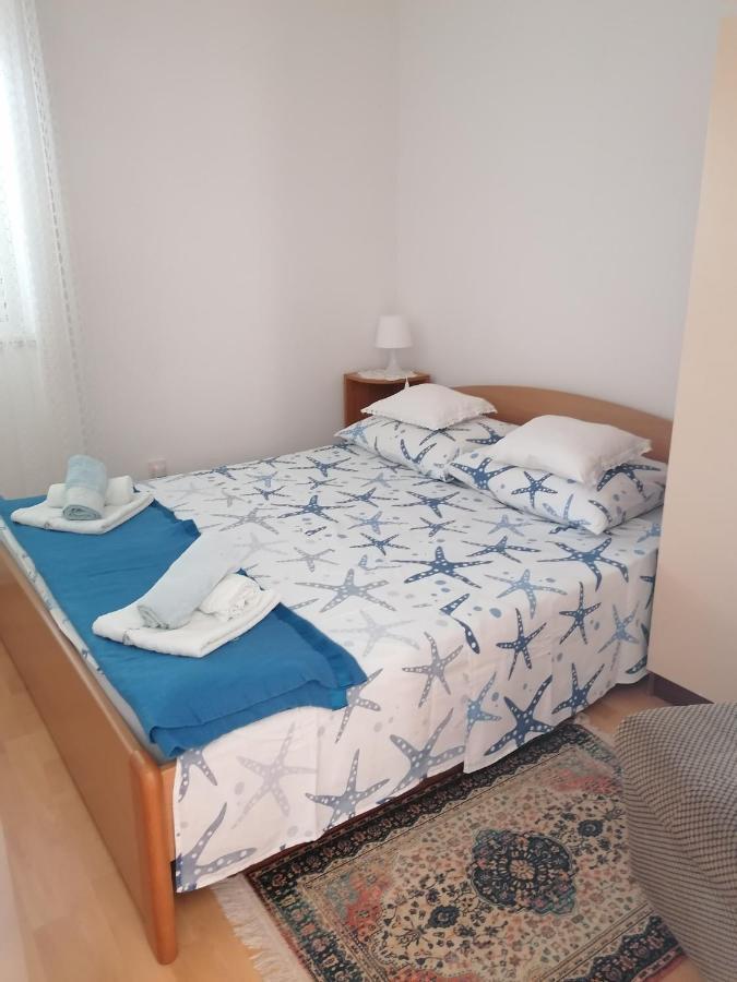 Apartment Basic Petrcane Eksteriør billede